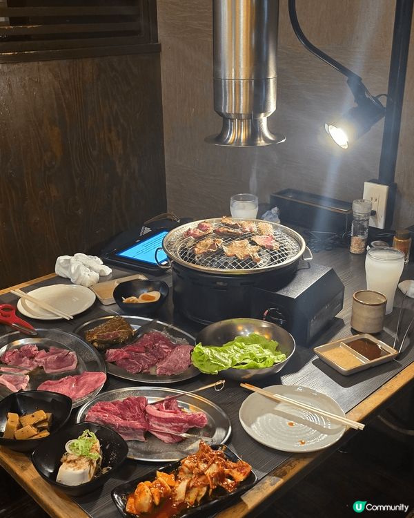 去旅行梗係要錫住自己，食得好啲，食得豪啲。烤肉甜品一樣都唔可...