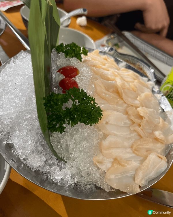 西環任食全飲無限時雞煲之選，仲送海鮮併盤，椰汁雪燕，重點係預...