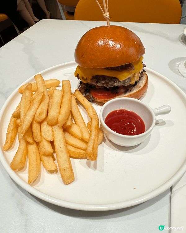 最鍾意四圍去搵好嘢食試新嘢又可以打卡嘅餐廳 全部都係屬於灣仔...