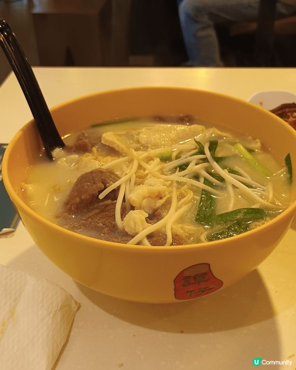 半價食譚仔。做gym的靚仔有福了。  