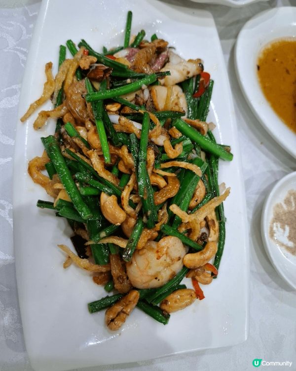 深井燒鵝，椒鹽白板魚，小炒皇