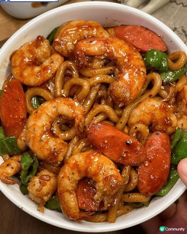 鮮蝦抄鮮尤--蝦肉鲜美，鲜尤爽滑，。茄汁蝦抄麵--蝦肉鲜甜，...