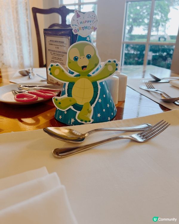 生日當然要去迪士尼樂園酒店吃自助餐啦，