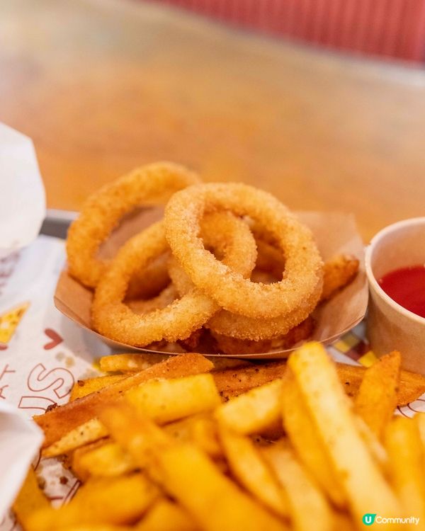 大尾督新發現😋 牛肉芝士包勁香口！