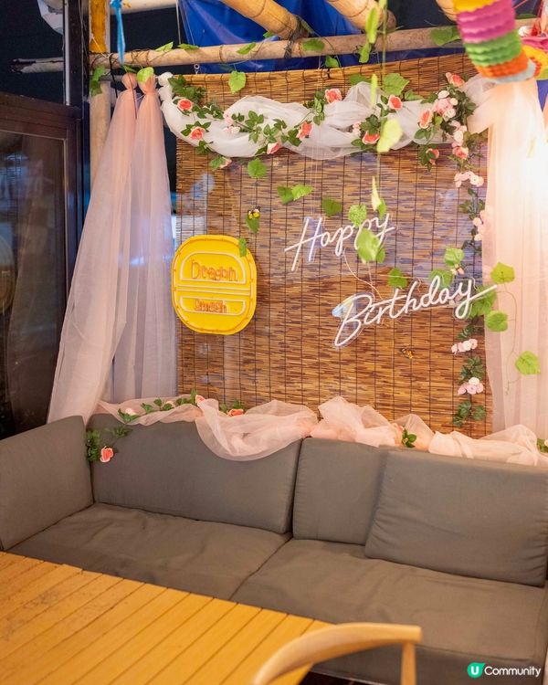 大尾督新發現😋 牛肉芝士包勁香口！