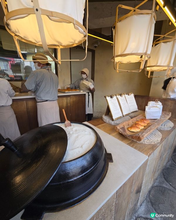 首爾聖水必食🔥 人氣鹽麵包🍞