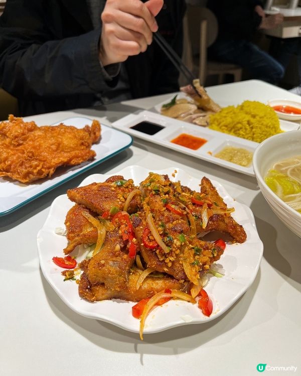 ʚ♡ 茶餐廳與大排檔的結合 • 晶百合 ♡ɞ