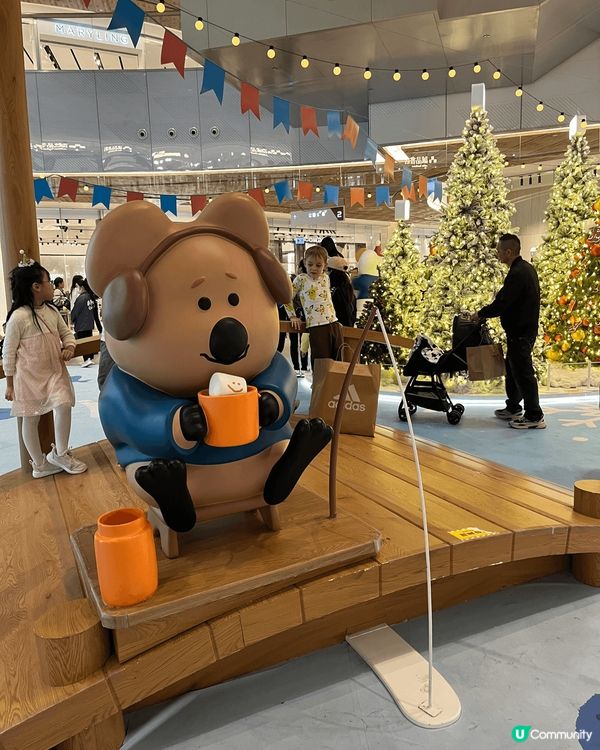 東涌東薈城 聖誕裝飾好得意 好適合黎買新衫新褲新鞋 再影埋聖...