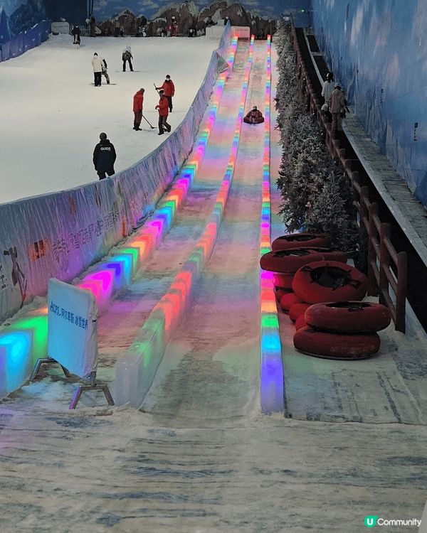 聖誕同正正玥玥返左深圳，去世界之窗玩，估唔到入面有個冰雪天地...