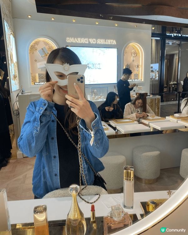 聖誕打卡熱點點少得尖沙咀Dior聖誕樹!!今年比上年更加華麗...