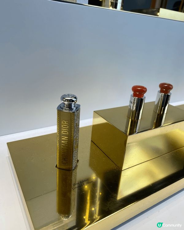 聖誕打卡熱點點少得尖沙咀Dior聖誕樹!!今年比上年更加華麗...