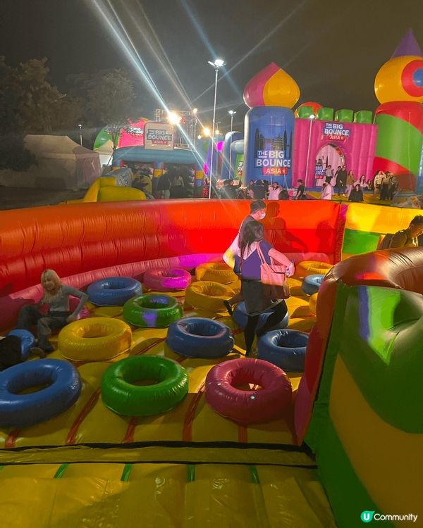 聖誕無去到商場打卡，反而參加了西九室外的黑夜派對活動，氣氛好...