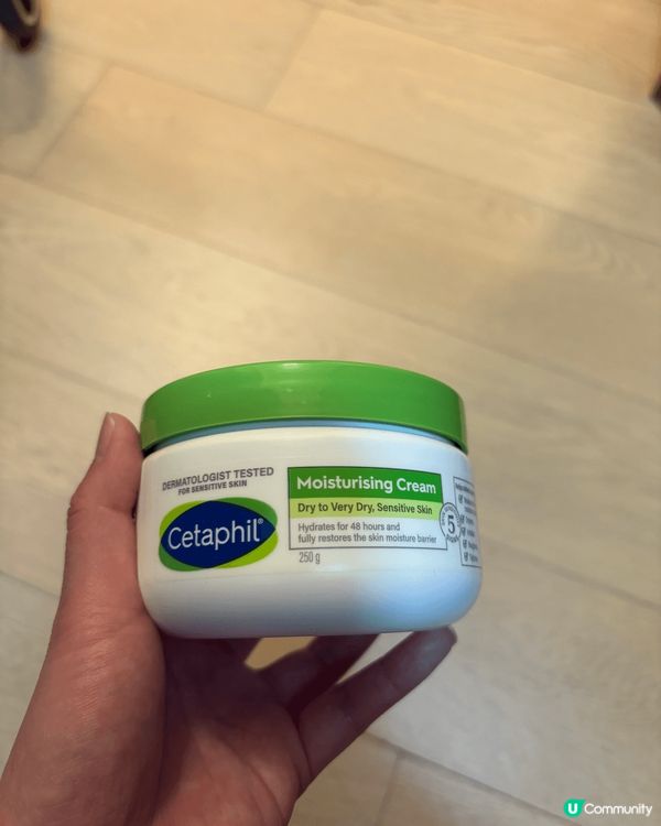 Cetaphil 的moisturizing cream 十...