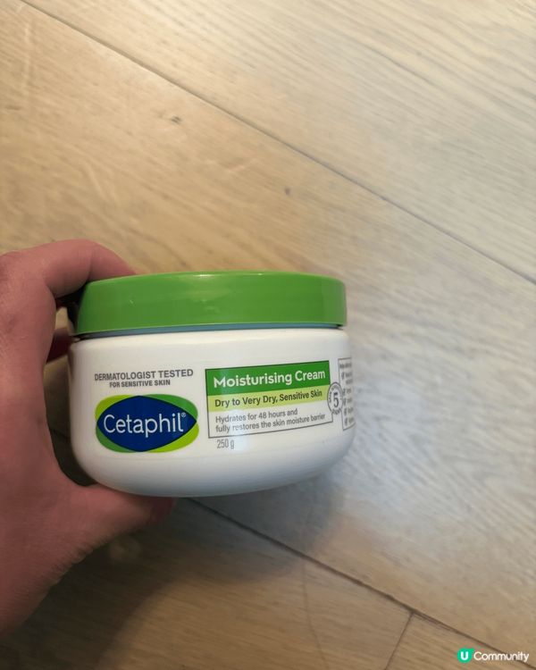 Cetaphil 的moisturizing cream 十...