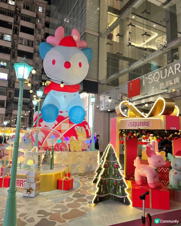 每逢聖誕節都會去尖沙咀欣賞璀璨奪目節日氣氛濃厚的燈飾，當中包...