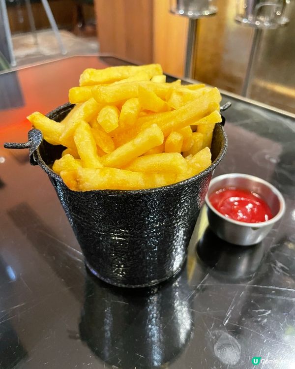 牛扒薯條任食
