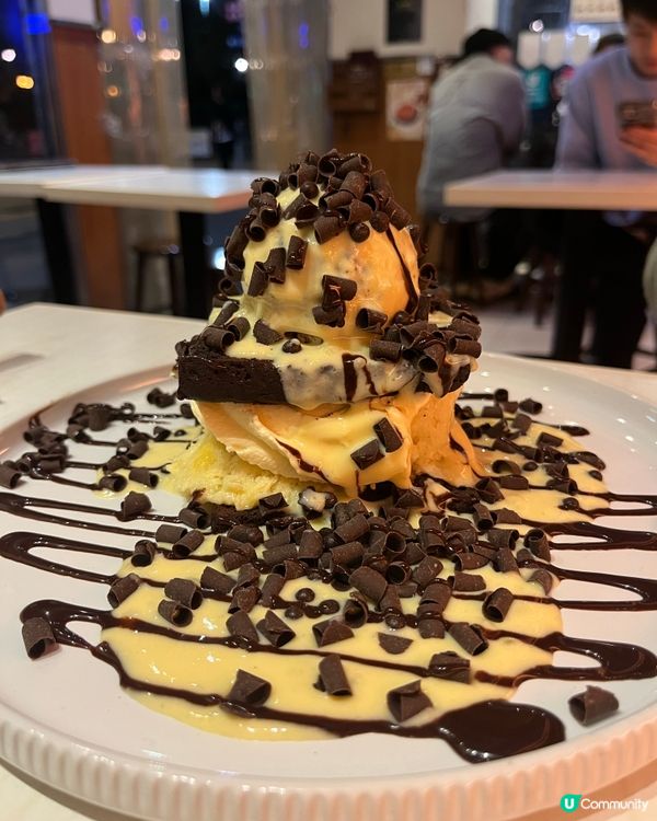 榴槤控必試！🤤  榴槤黑森林