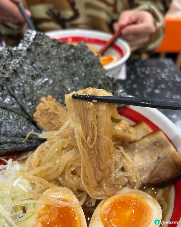 荃灣人氣拉麵🍜  特盛魚介豚骨拉麵，滿足你嘅胃！