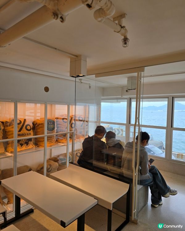 西環海邊嘆咖啡☕️  % 無敵海景