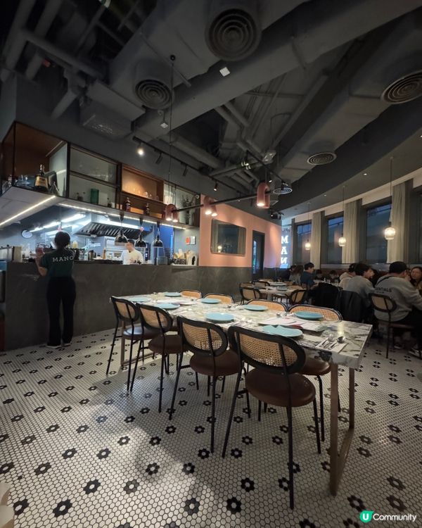 Mano (觀塘海濱匯)