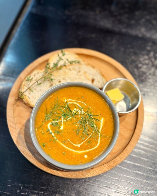 上環法式黑白簡約風格Cafe☕️