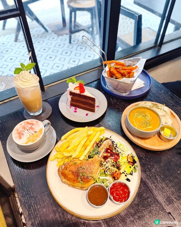 上環法式黑白簡約風格Cafe☕️