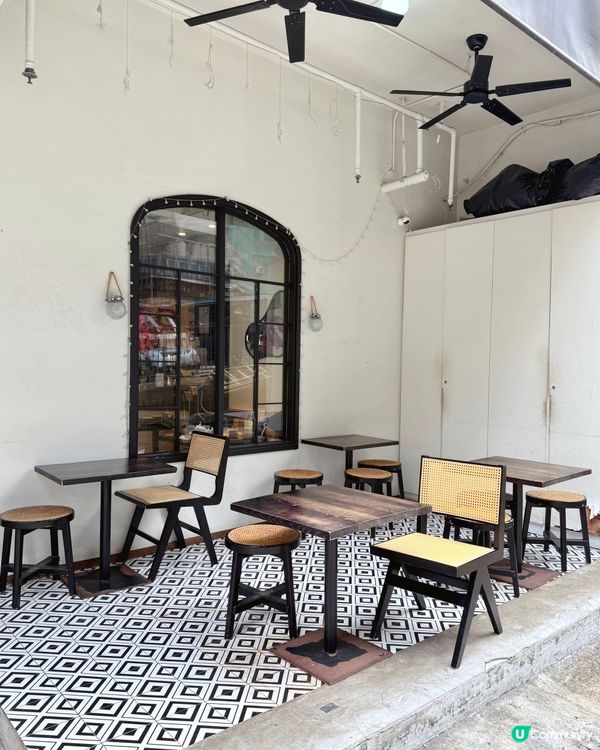 上環法式黑白簡約風格Cafe☕️