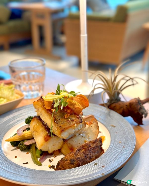 空間感Max❤️‍🔥啟德六千呎簡約風cafe🌿鰻魚Pizza必食