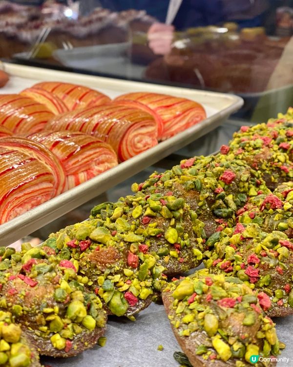 ✨香港🇭🇰-⚠️💬必食‼️值得回購的牛角包⁉️💢竟是榛子紅桑子口味📣