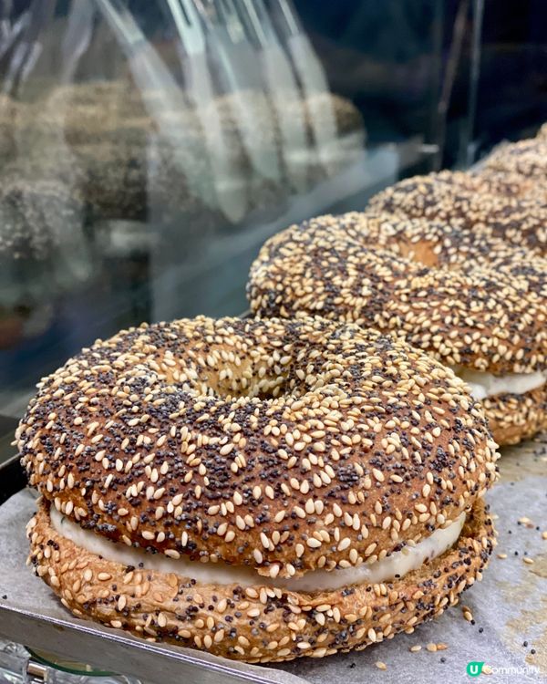 ✨香港🇭🇰-⚠️💬必食‼️值得回購的牛角包⁉️💢竟是榛子紅桑子口味📣