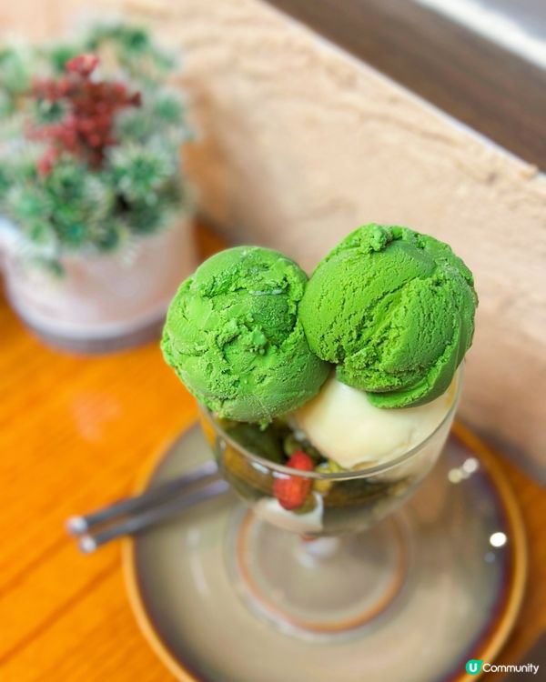 觀塘校園風打卡cafe❤️‍🔥爆餡魚柳漢堡包🍔特濃抹茶芭菲