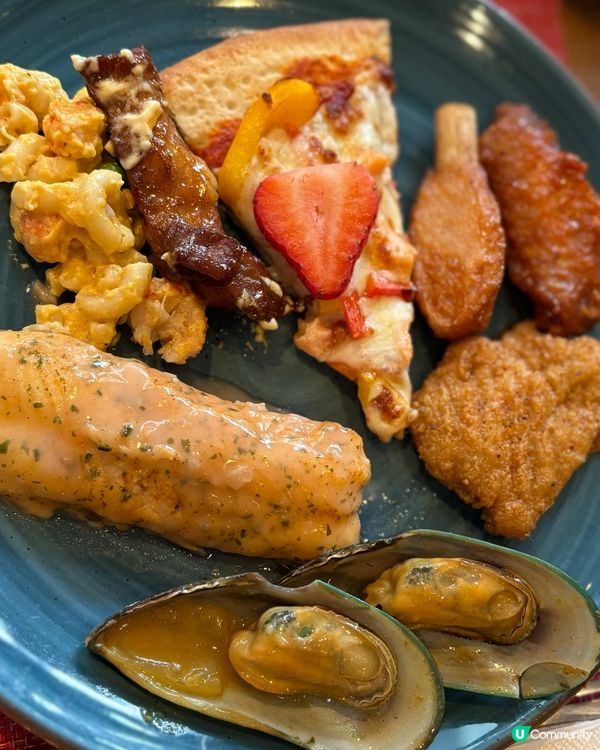 士多啤梨主題嘅自助餐💕🍱🍓🍓