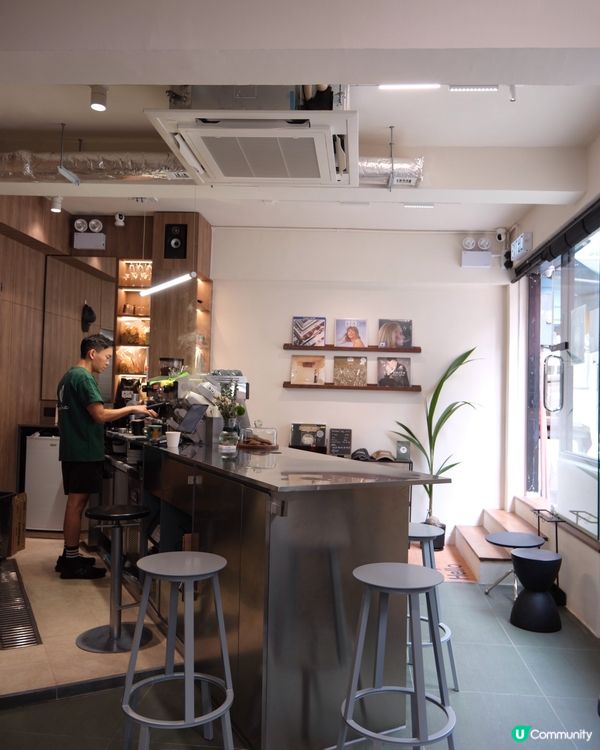 Music & coffee vibes ☕️