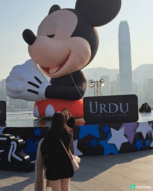 海港城之米奇老鼠像令這個地方沒有人再留意維多利亞港景觀