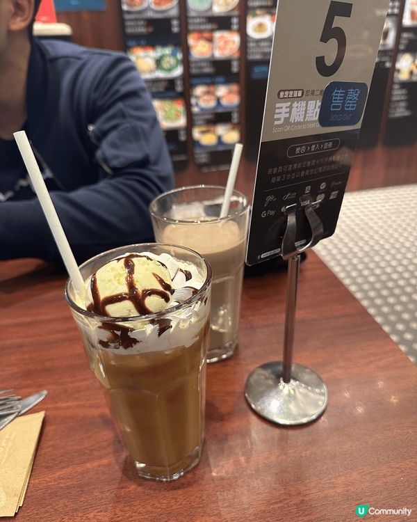 Euro Go Go 嘅雞翼同西班牙雪糕咖啡係我每次去都會食...