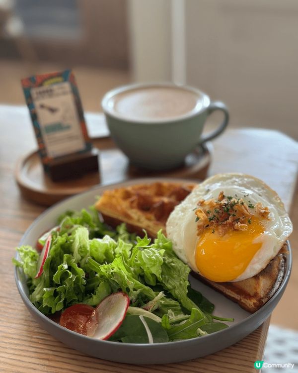 西環最新打卡熱點，歐陸式田園風，尤其是門口特別有外國風情，吸...