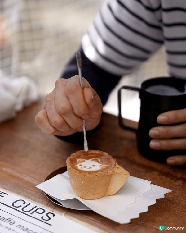 以上都是個人到不同cafe喝到的拉花飲品，為我留下深刻的印象...