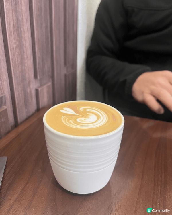 九龍城非常出名嘅Cafe (Yoi coffee & Bak...