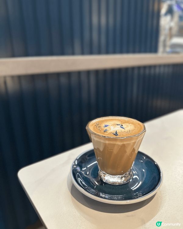 銅鑼灣耀華街咖啡店☕️  必食檸檬蛋糕🍰