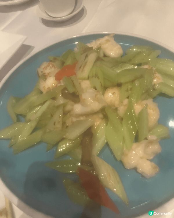 這家在啟德的歺廳質素不錯，而且晚市在新年期間也沒有加價，值得...