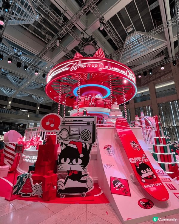 超巨型Labubu空降置地廣場，很吸睛又震撼！紅色佈景非常耀...