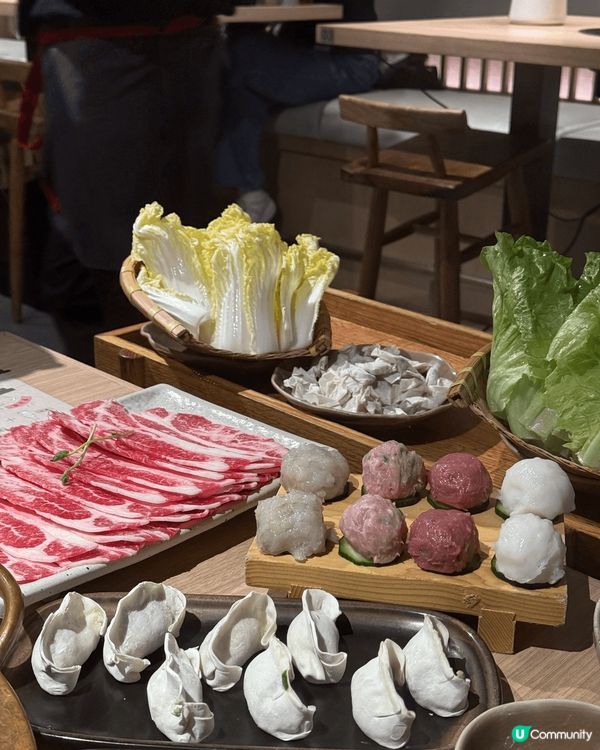 好難得係香港搵到一間食正宗嘅川味火鍋，而且價錢又合理，食材新...