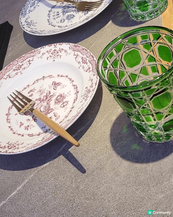 “KEW plus”下午茶☕️甜品多士好好味😋蛋糕亦非常精緻...