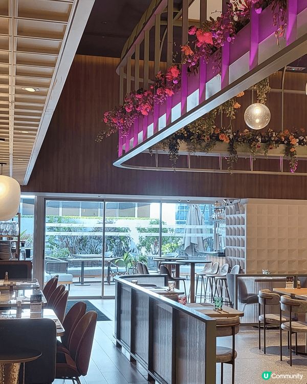 “KEW plus”下午茶☕️甜品多士好好味😋蛋糕亦非常精緻...