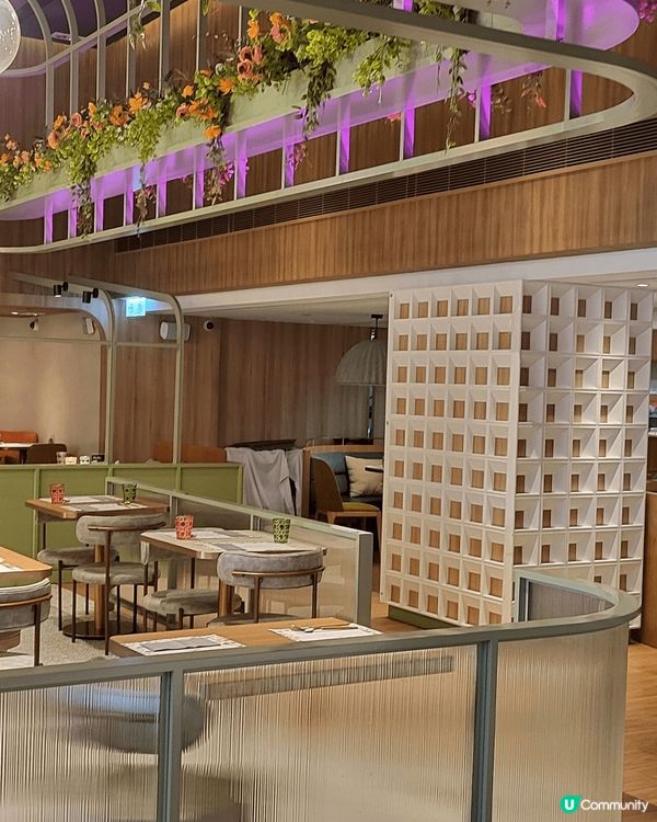 “KEW plus”下午茶☕️甜品多士好好味😋蛋糕亦非常精緻...