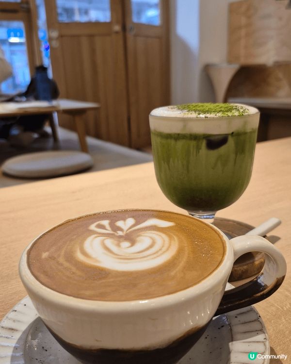 深水埗的小店十常八九，不定時開店，但它的南瓜批及咖啡非常之掂...