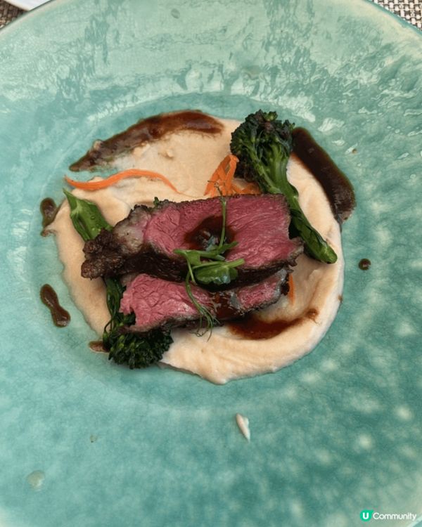 充滿聖誕氣氛嘅high tea～