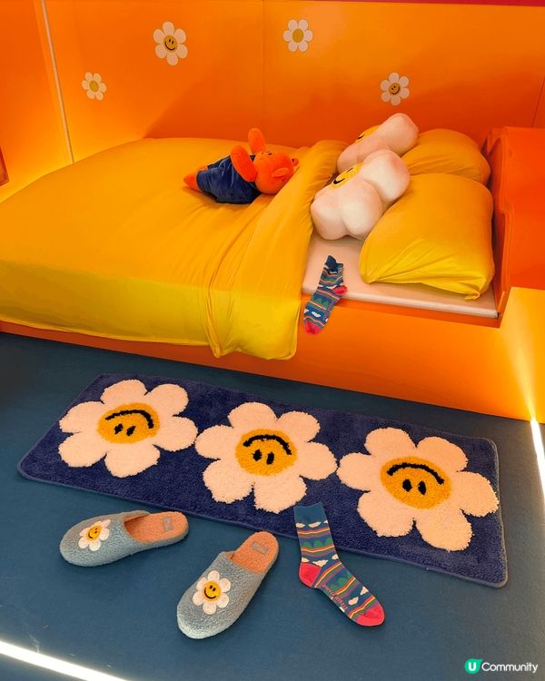 咸蛋王蟹肉牛油果pizza in zip zip cafe ...