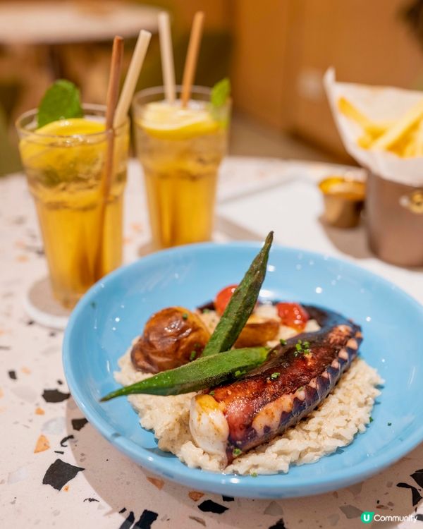 爸爸媽媽帶我去食拍拖餐廳🥰