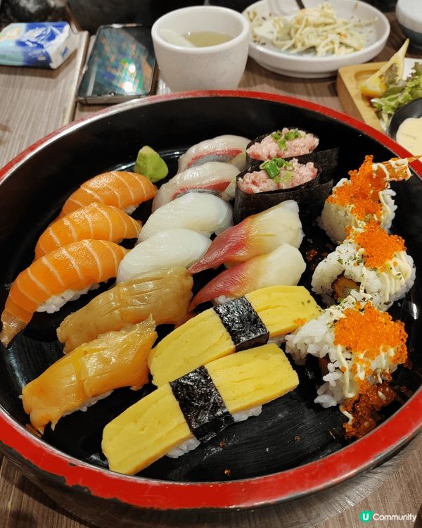 豐富的慶生飯😋和家人來到佐敦的七福神吃日本菜，餐點都超大份！...